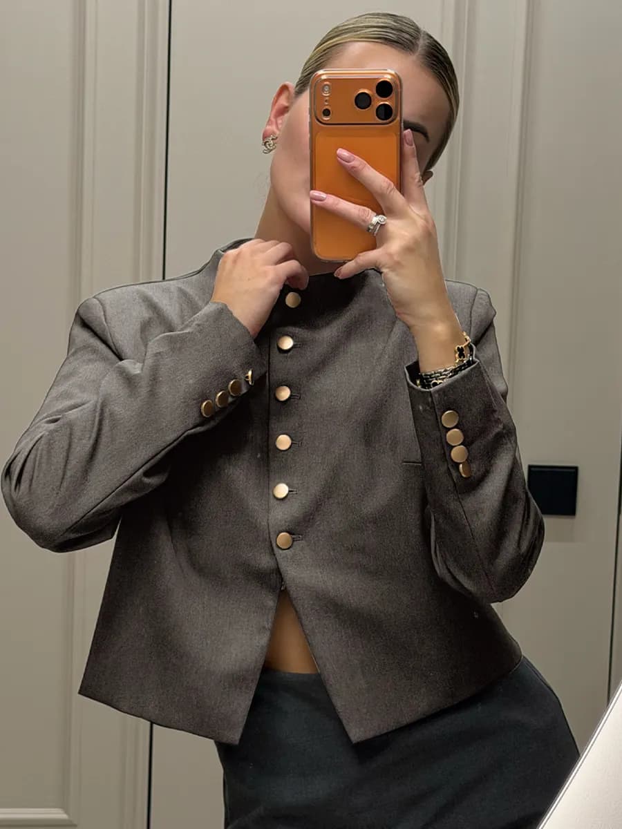 Пиджак жакет на пуговицах
