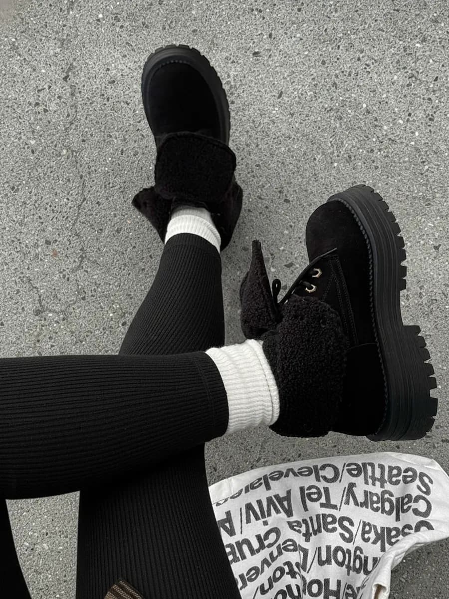 Зимние ботинки со шнуровкой берцы