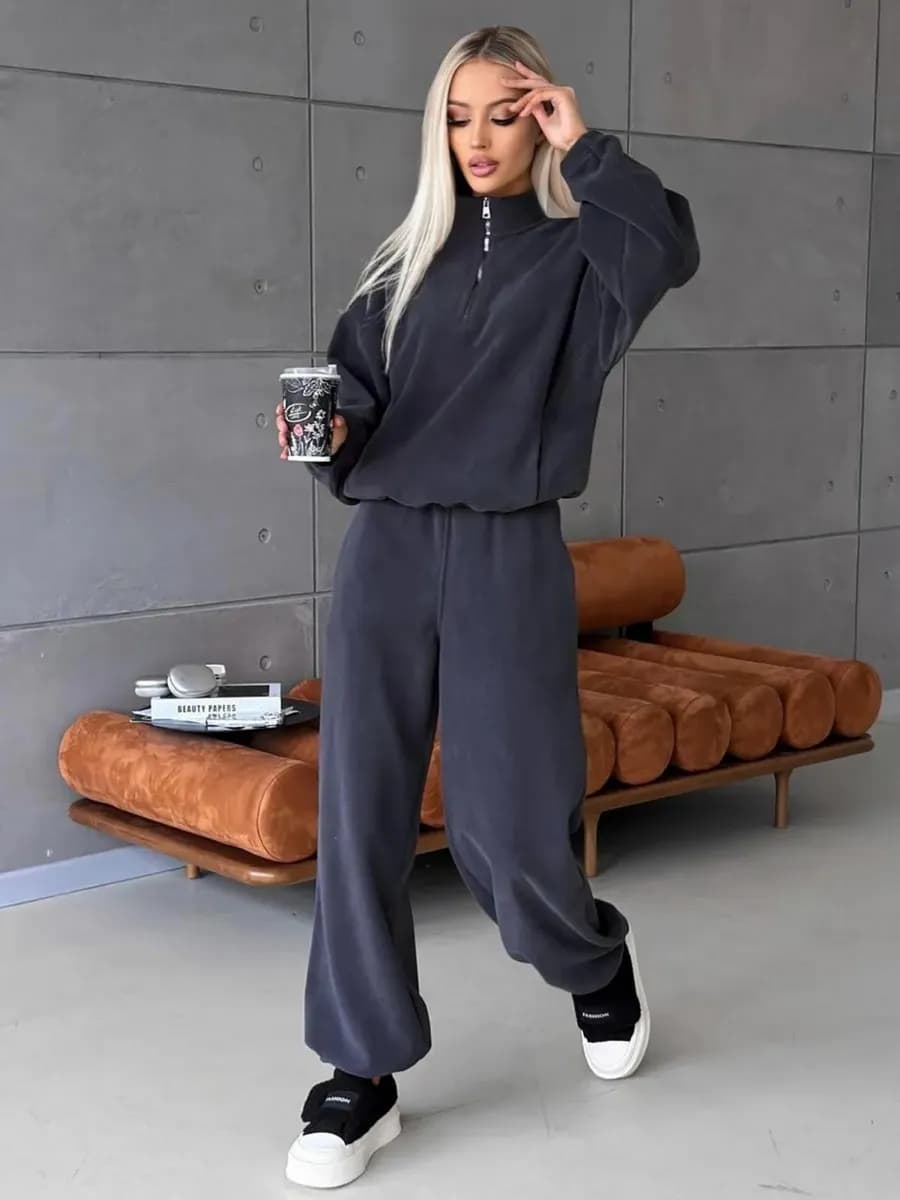 Спортивный костюм теплый