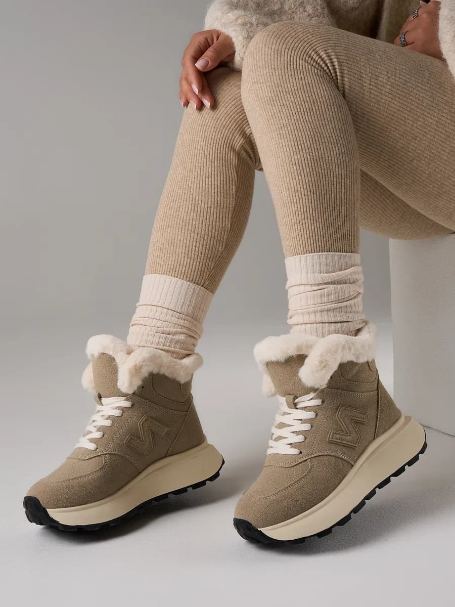 Ботинки зимние на меху спортивные кроссовки