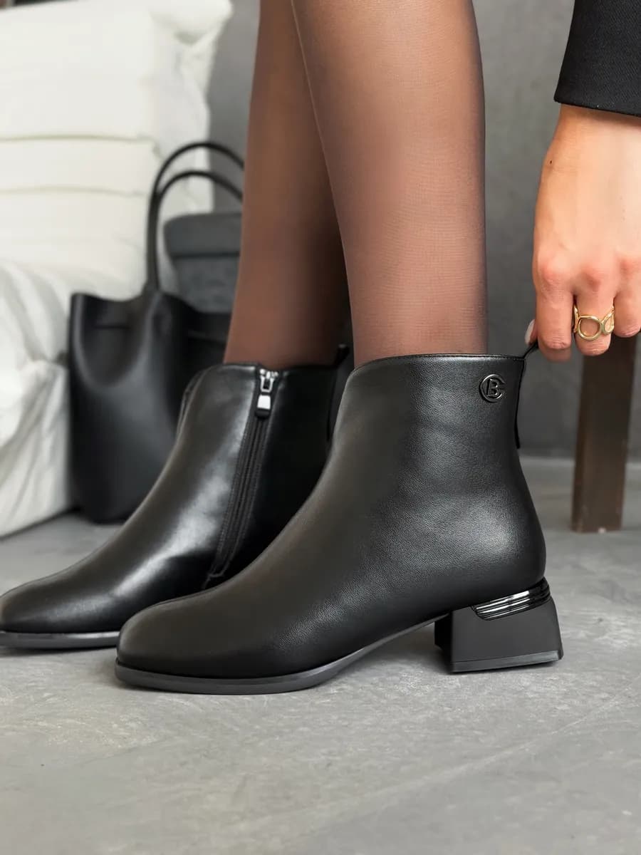 Ботинки зимние ботильоны утепленные на каблуке