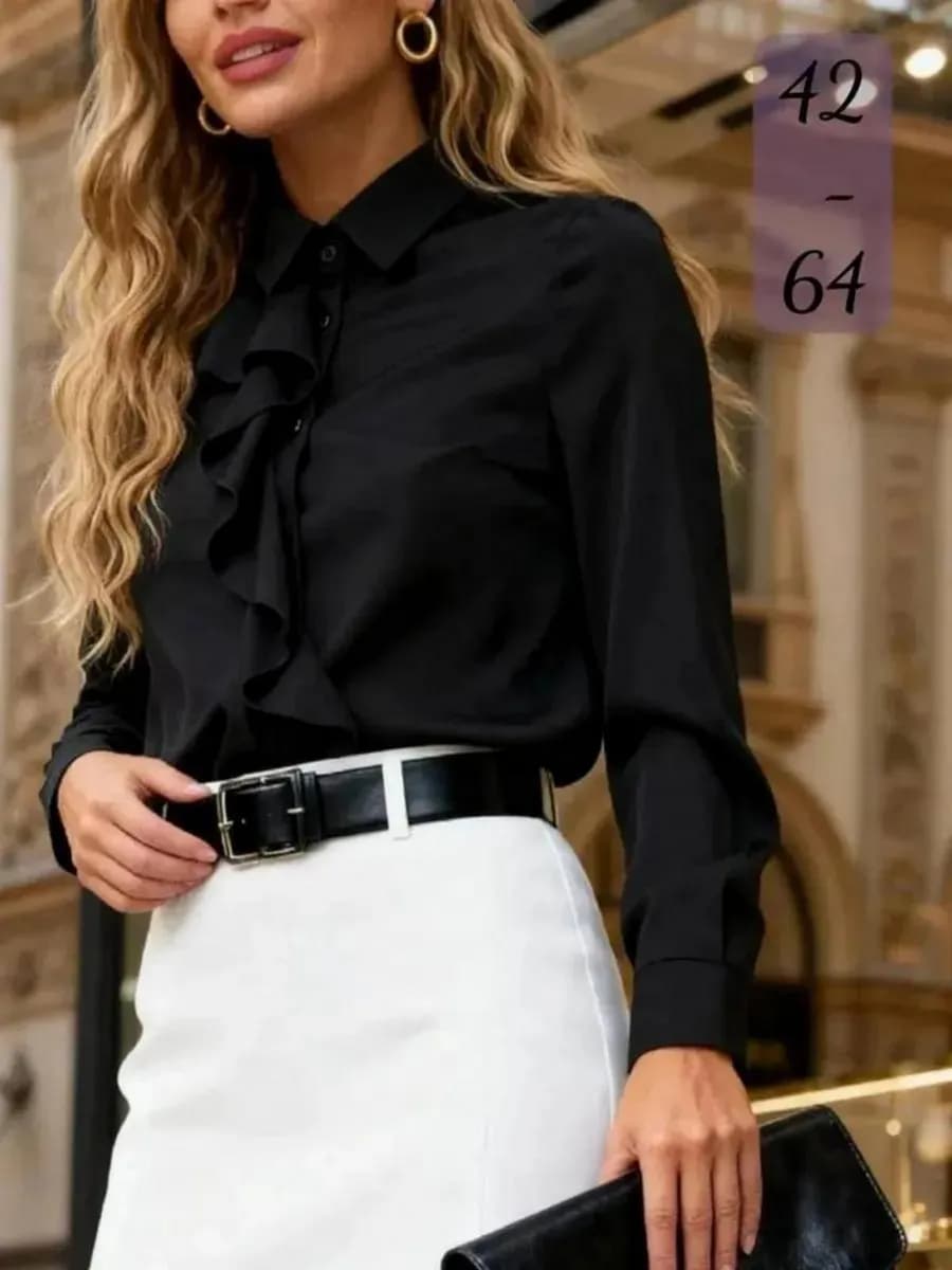 Нарядная блузка с воланом больших размеров