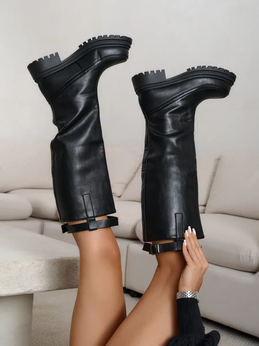 Сапоги высокие черные демисезонные