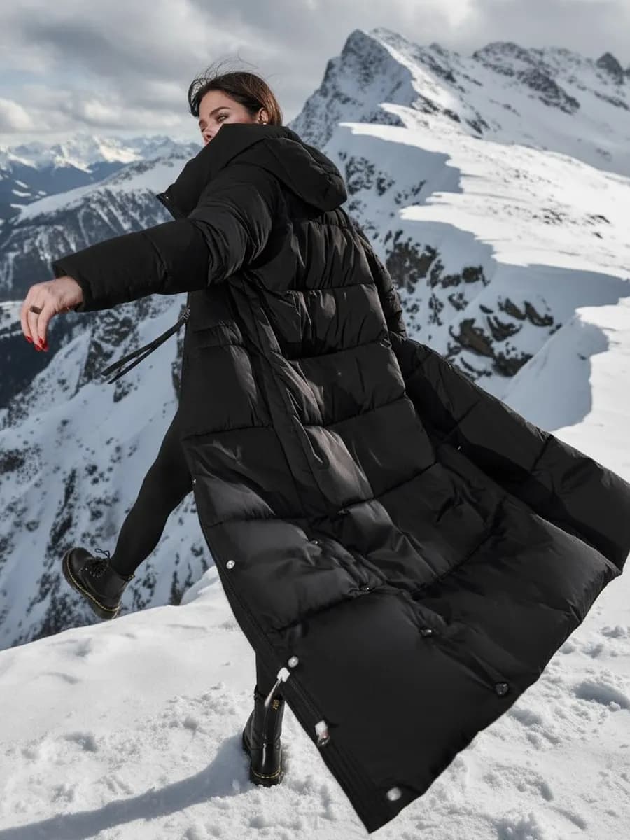 Пуховик зимний длинный с капюшоном