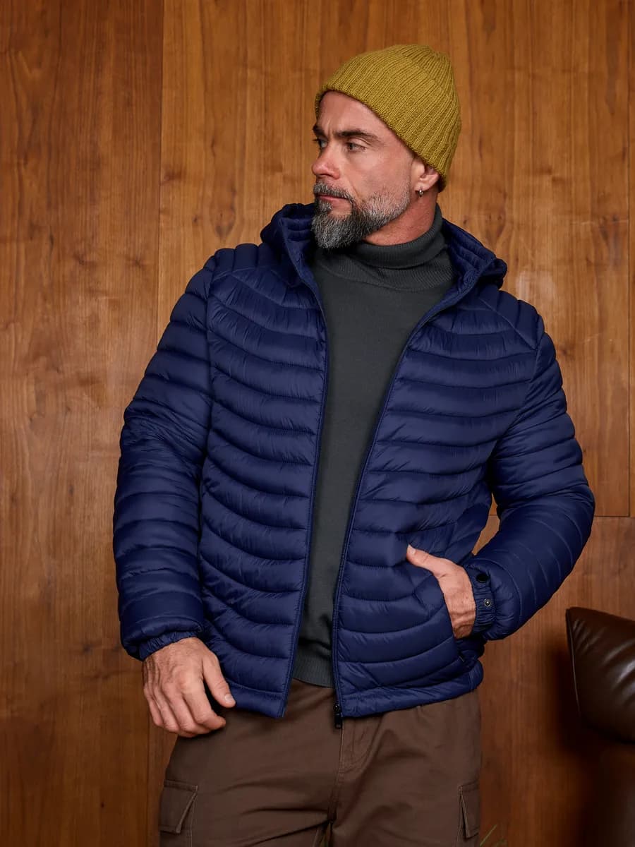 Куртка стеганая демисезонная с капюшоном