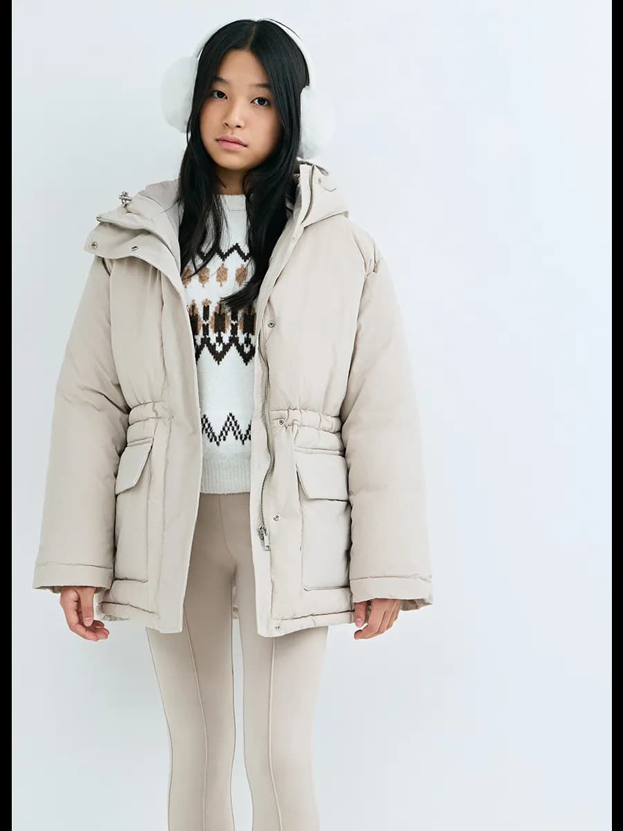 Куртка укороченная утепленная с капюшоном