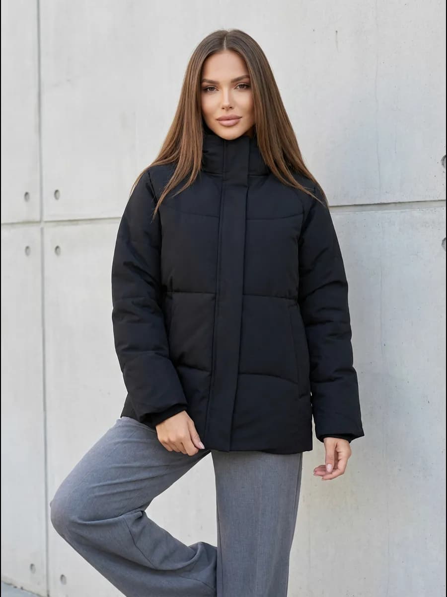 Куртка зимняя с капюшоном