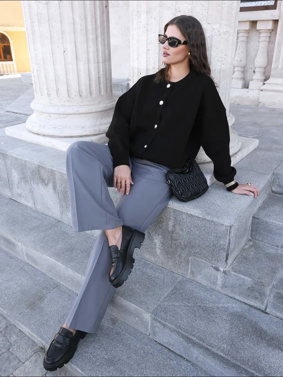 Кардиган вязаный на пуговицах укороченный