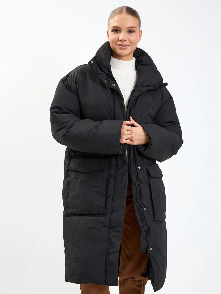 Пальто с накладными карманами