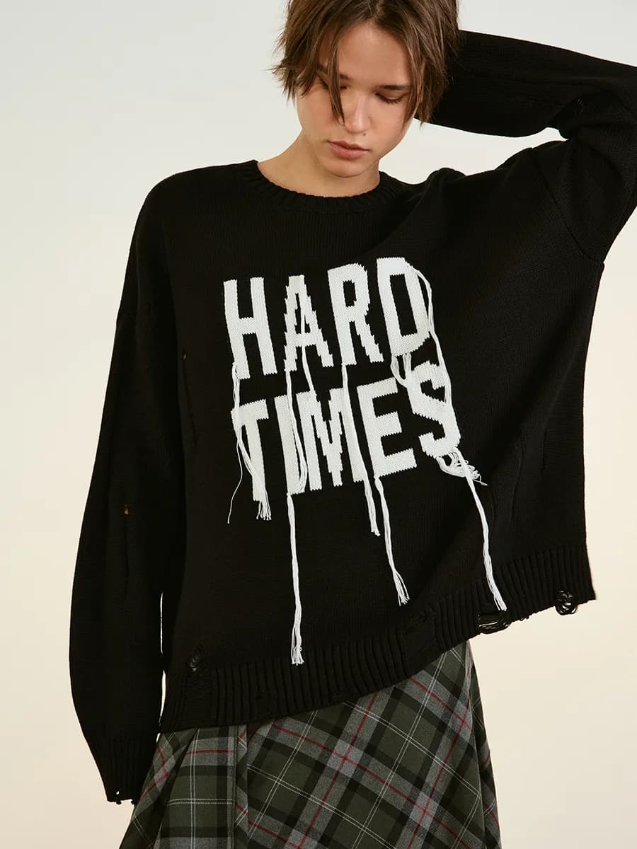 Джемпер вязаный рваный с надписью