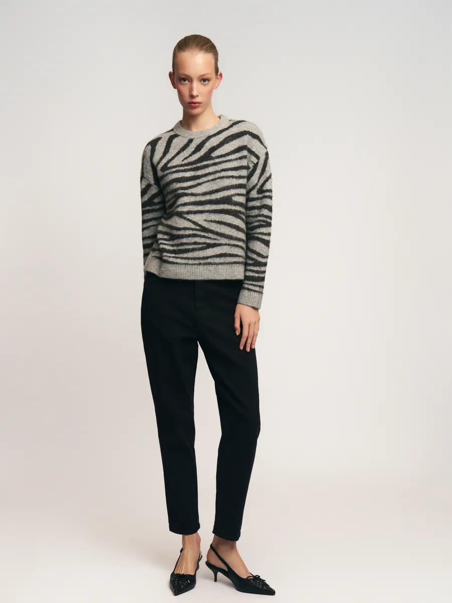 Тёплые женские джинсы мом с начёсом