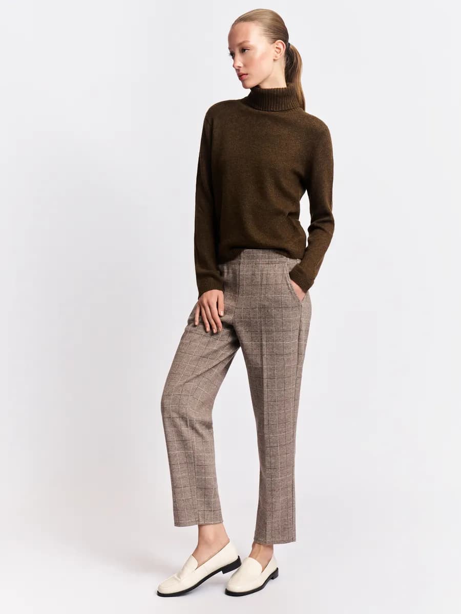 Тёплые женские брюки в клетку