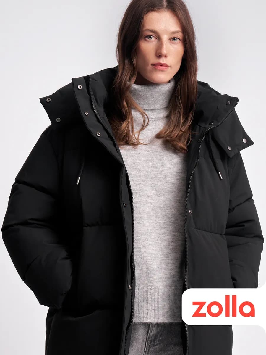 Тёплая женская дутая куртка с капюшоном