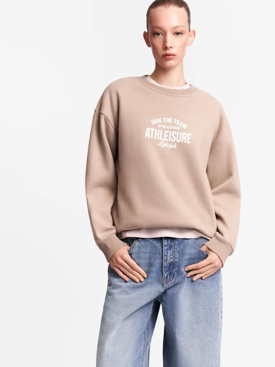 Женский утеплённый свитшот с принтом - фото 1