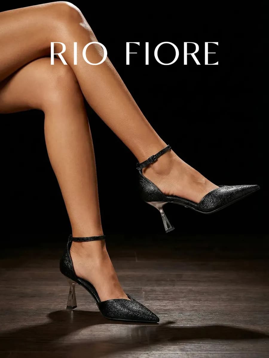 Туфли на каблуке шпильке вечерние с ремешком