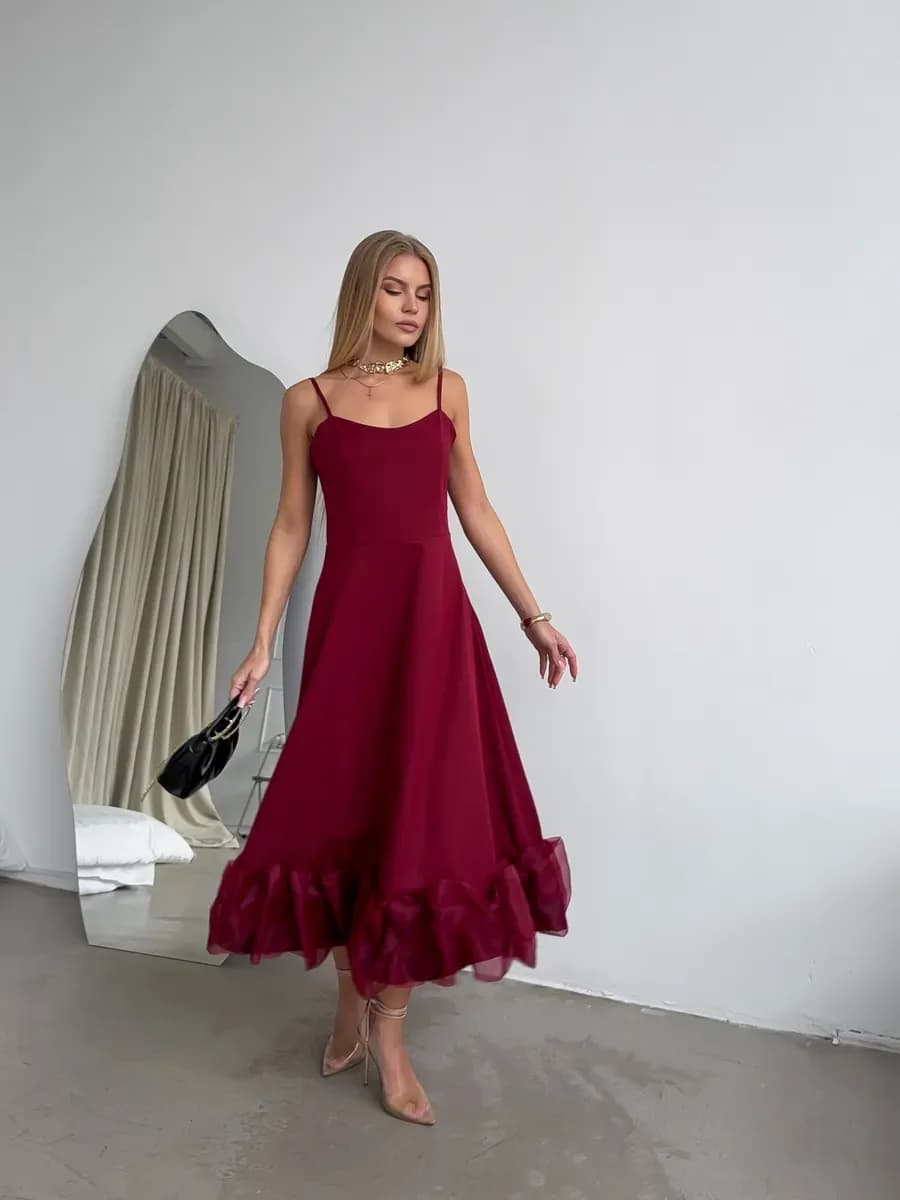 Платье нарядное праздничное