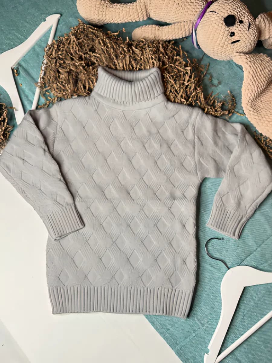 Свитер с горлом мягкий - фото 1