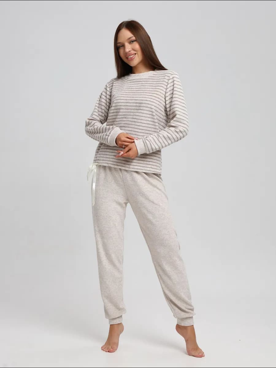 Костюм домашний с брюками