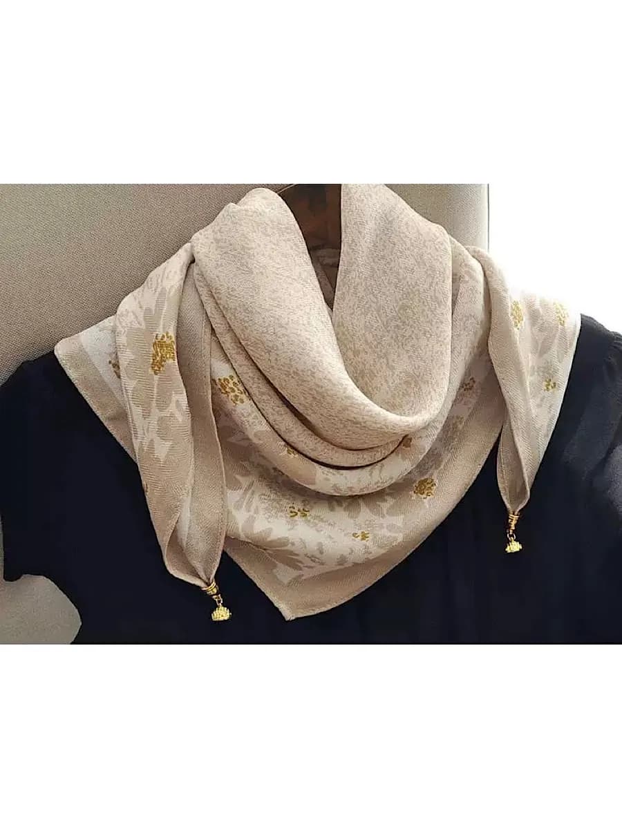 Платок на голову и шею осенний