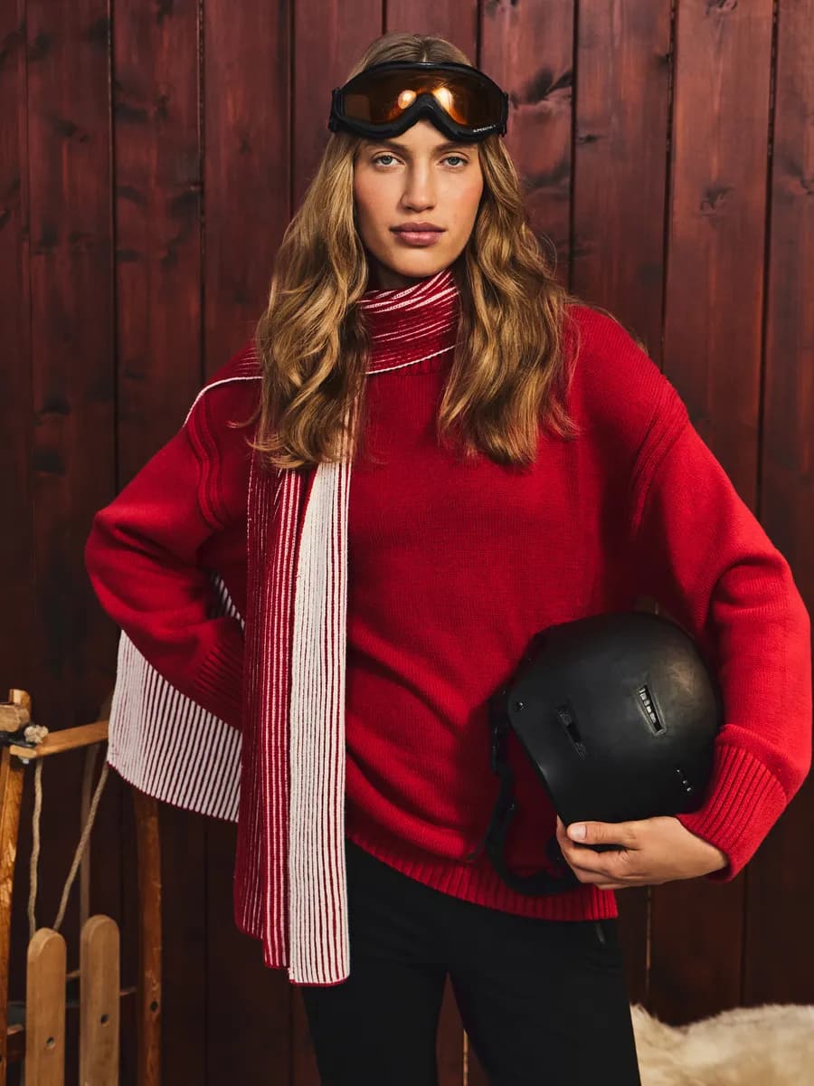 Джемпер вязаный прямой с шарфом из хлопка