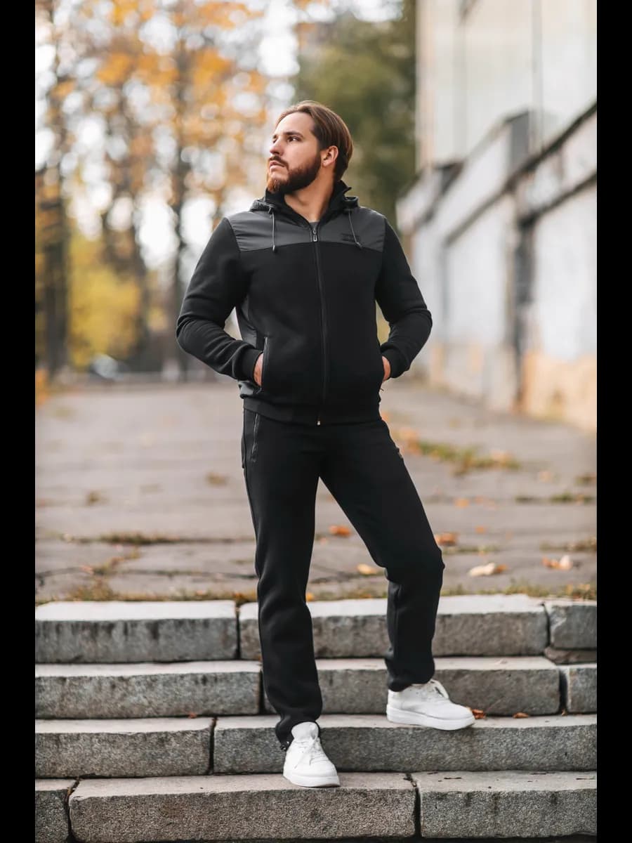 Спортивный костюм мужской теплый на молнии