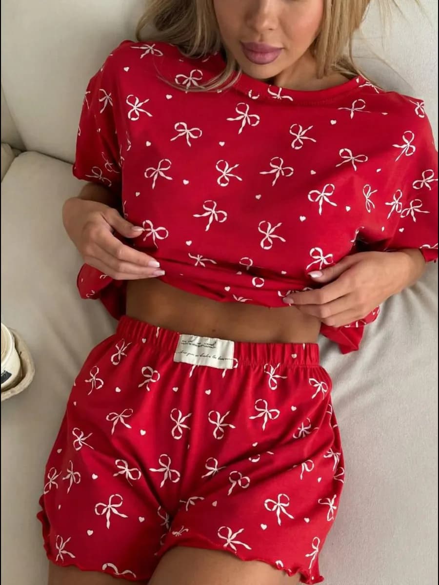 Пижама с шортами и футболкой хлопок