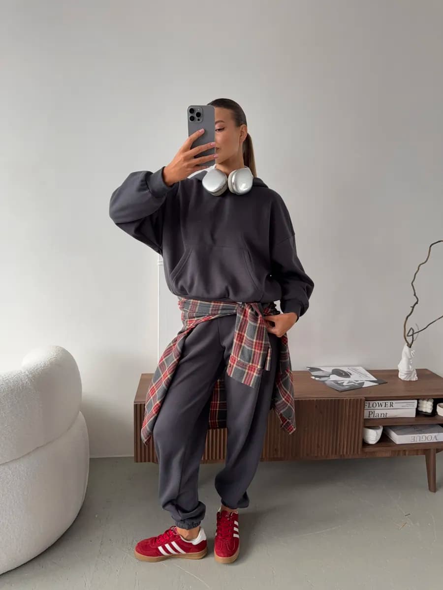 Костюм спортивный с начесом теплый с капюшоном