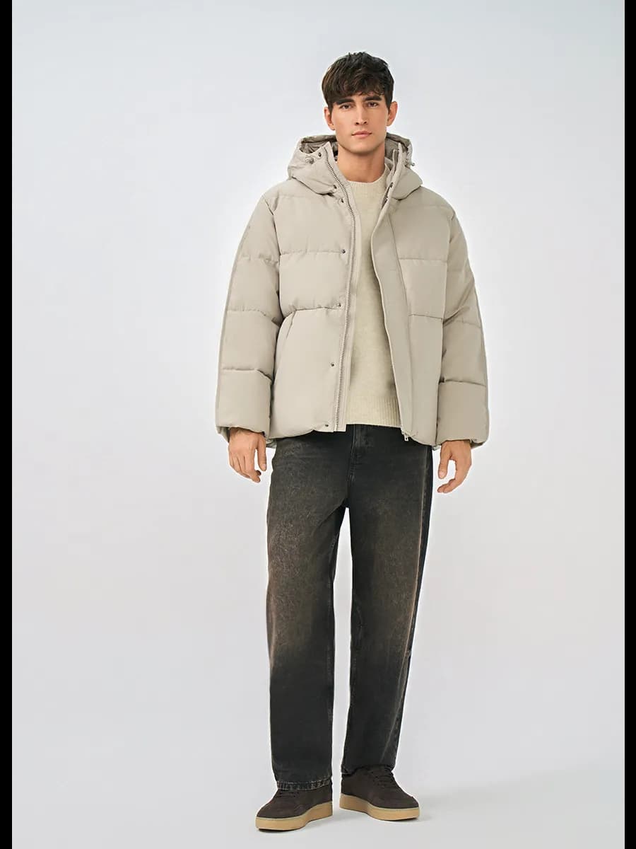 Утеплённая куртка с капюшоном