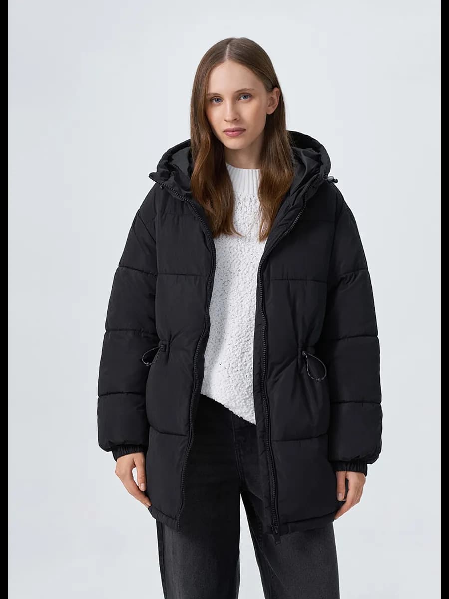 Куртка утепленная с капюшоном