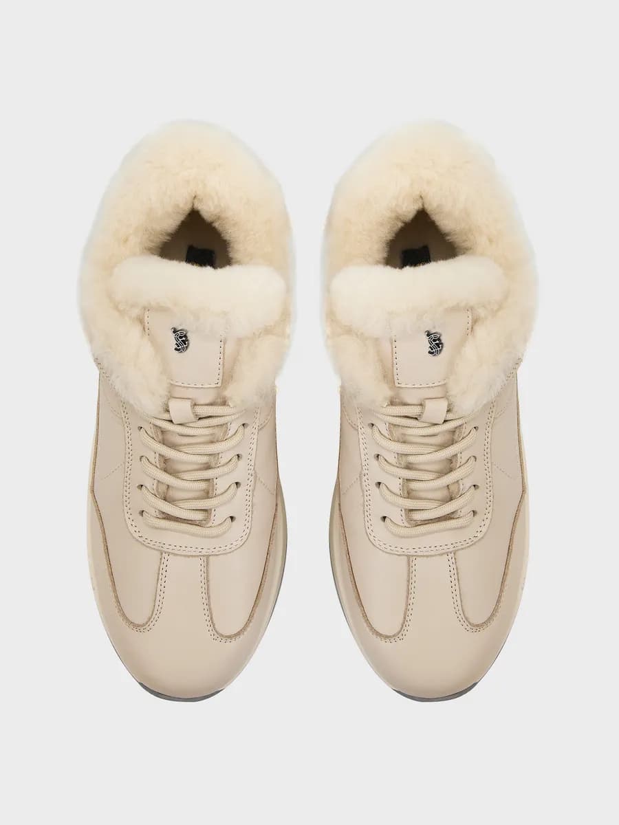 Кроссовки спортивные зимние низкие на шнуровке - фото 1