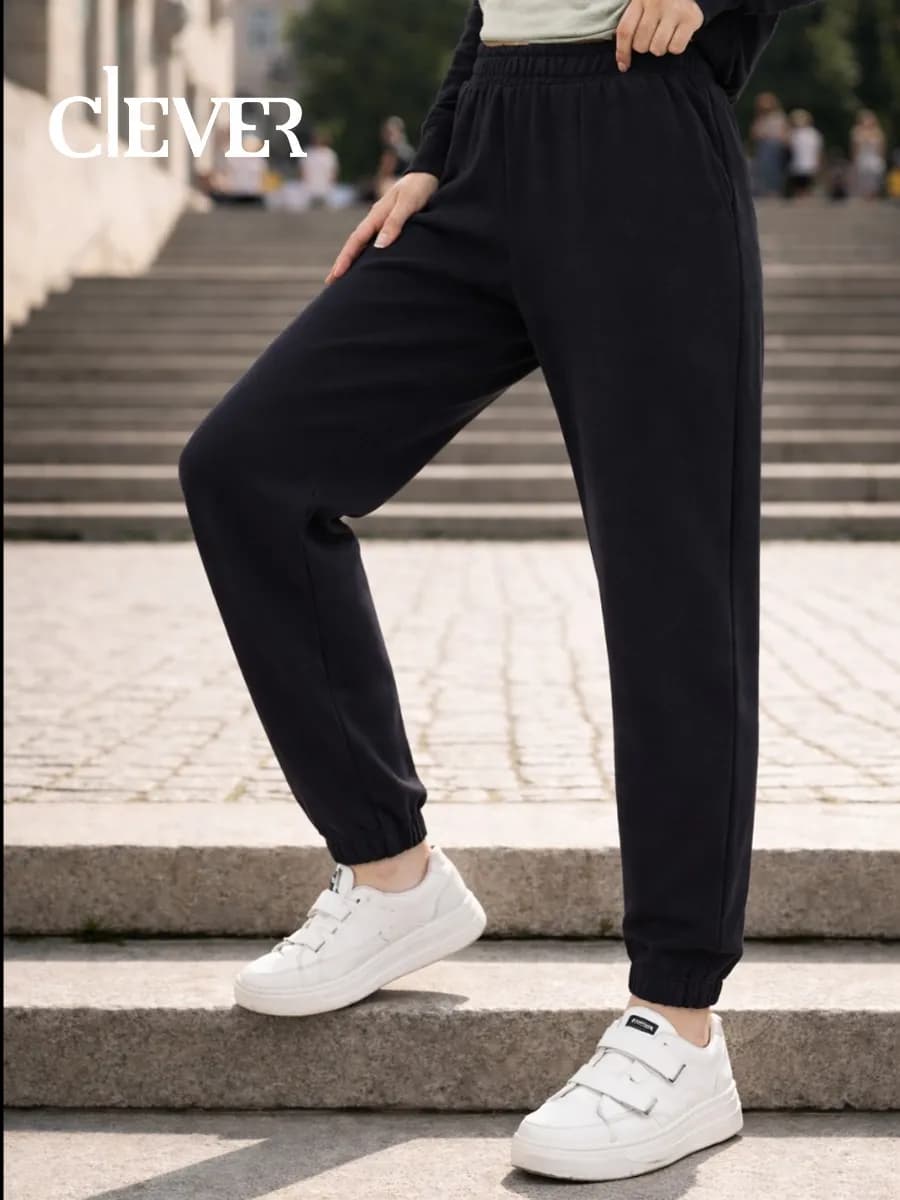 Свободные спортивные штаны