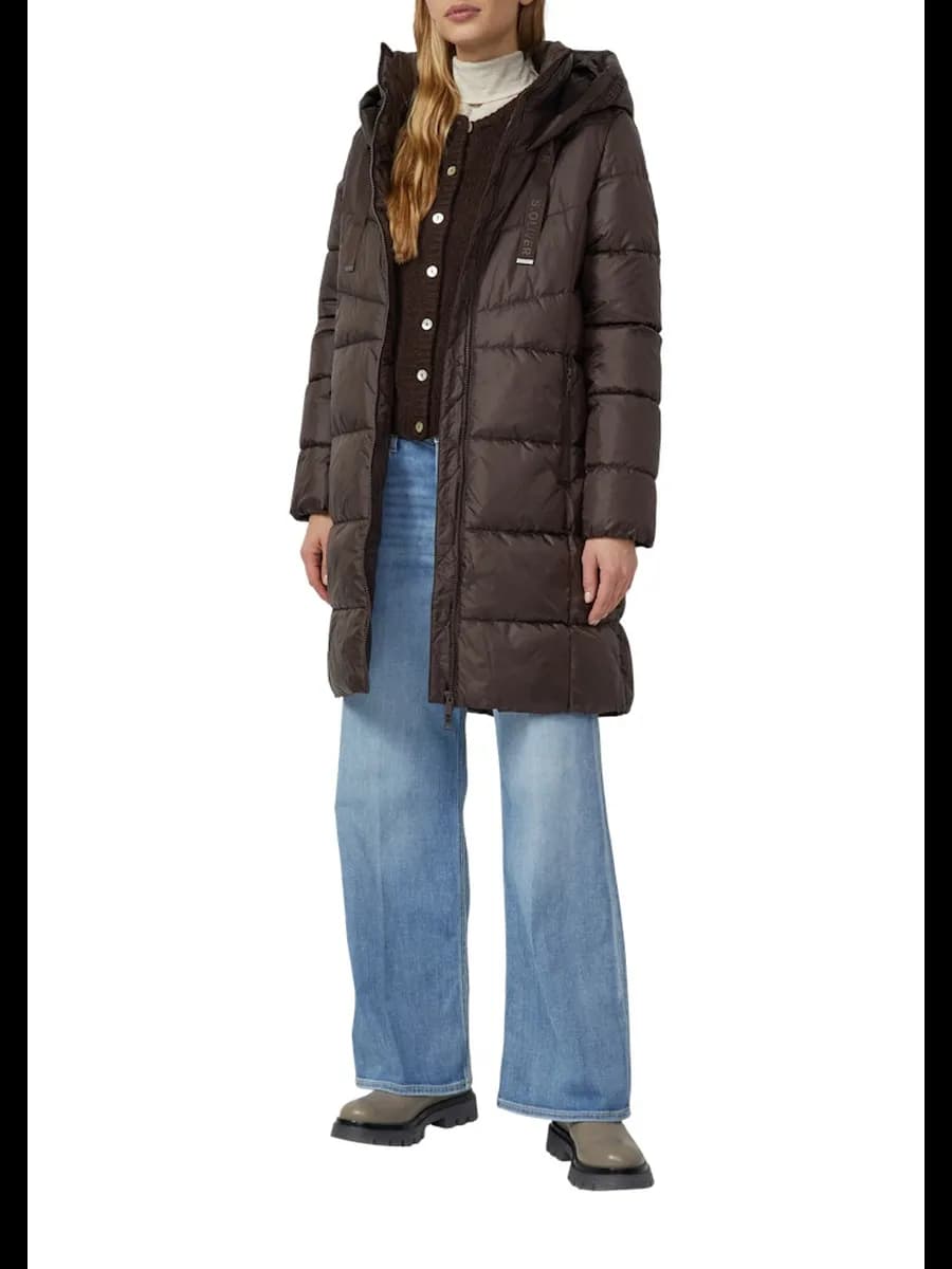 Пальто зимнее с капюшоном