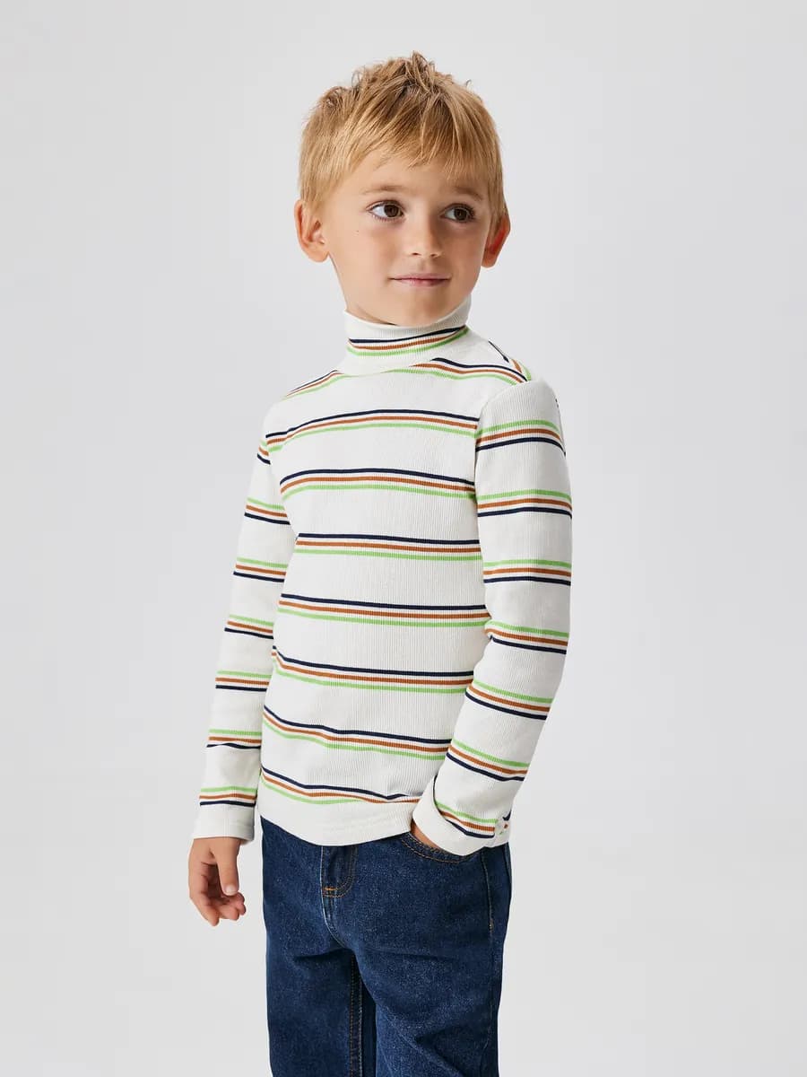 Водолазка тонкая осенняя в рубчик Только Онлайн