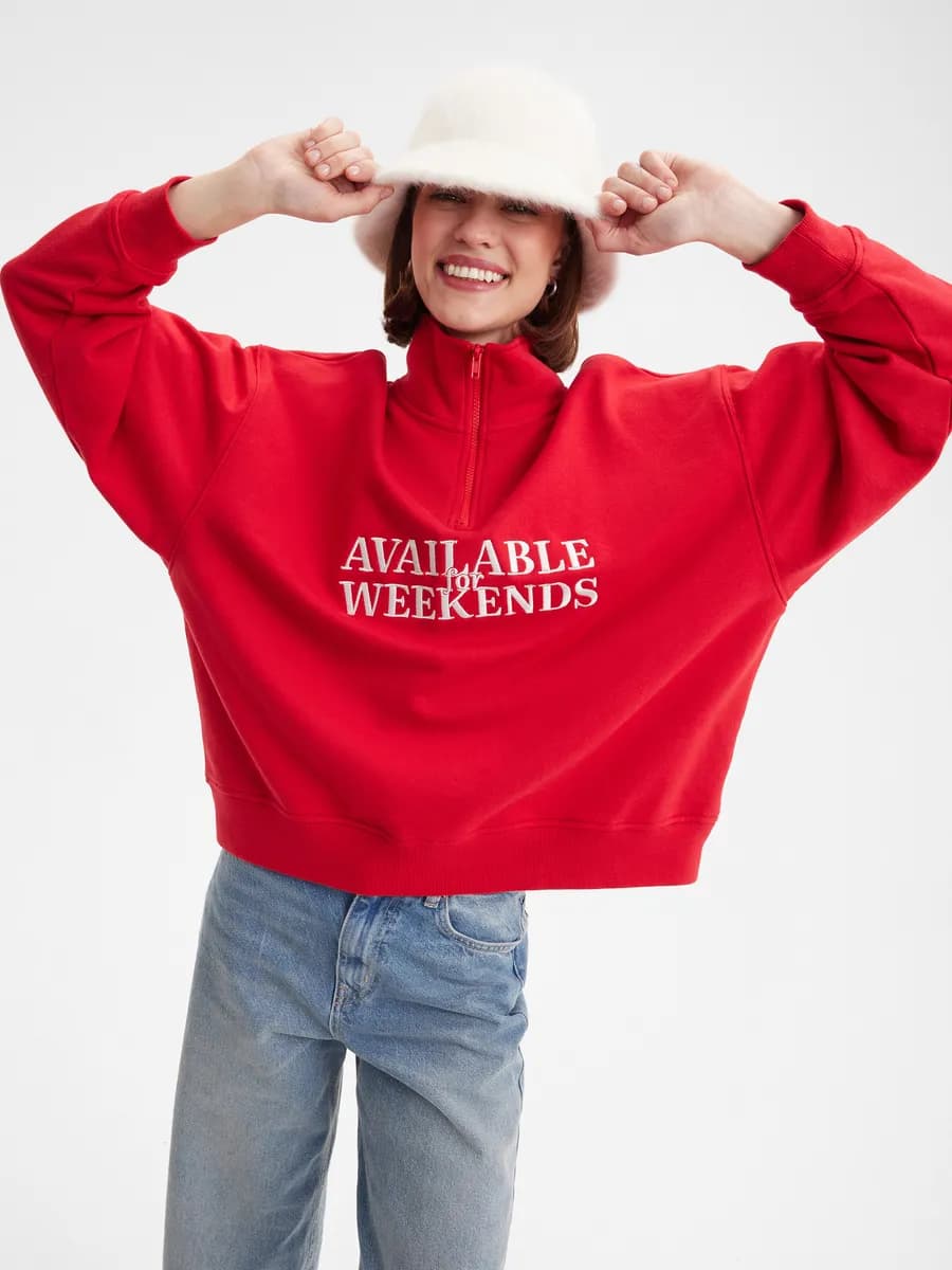 Свитшот с молнией и вышивкой - фото 1