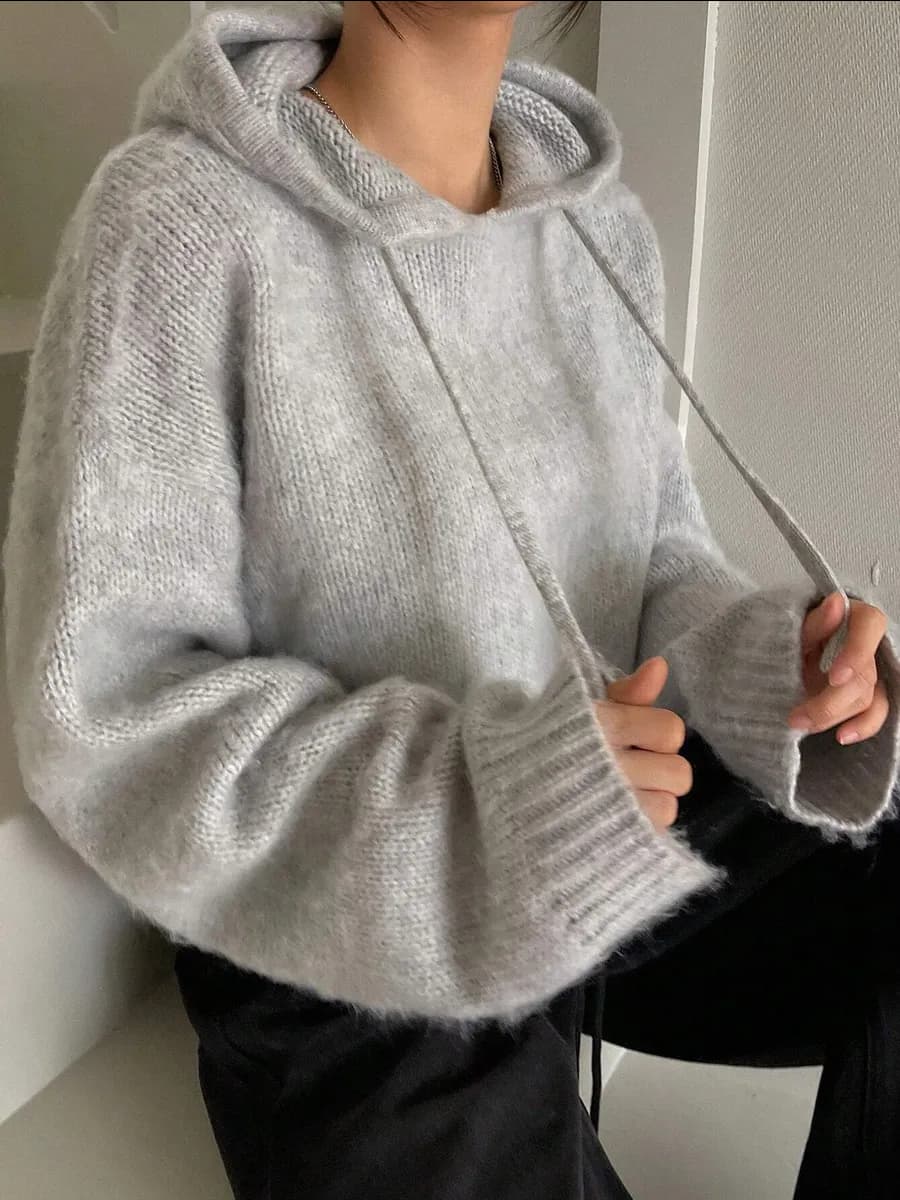 Худи джемпер вязаный укороченный с капюшоном