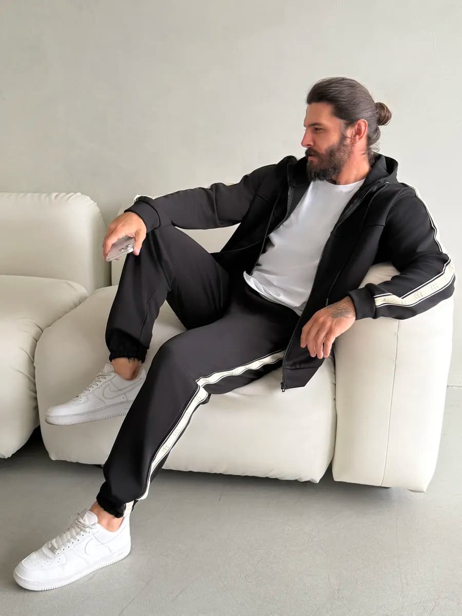 Теплый костюм повседневный с брюками