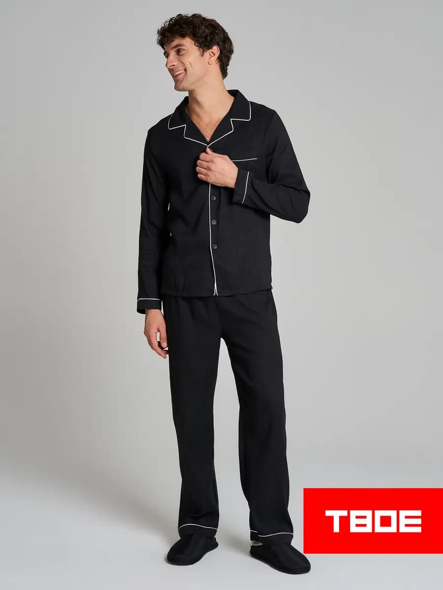 Пижама с рубашкой и брюками