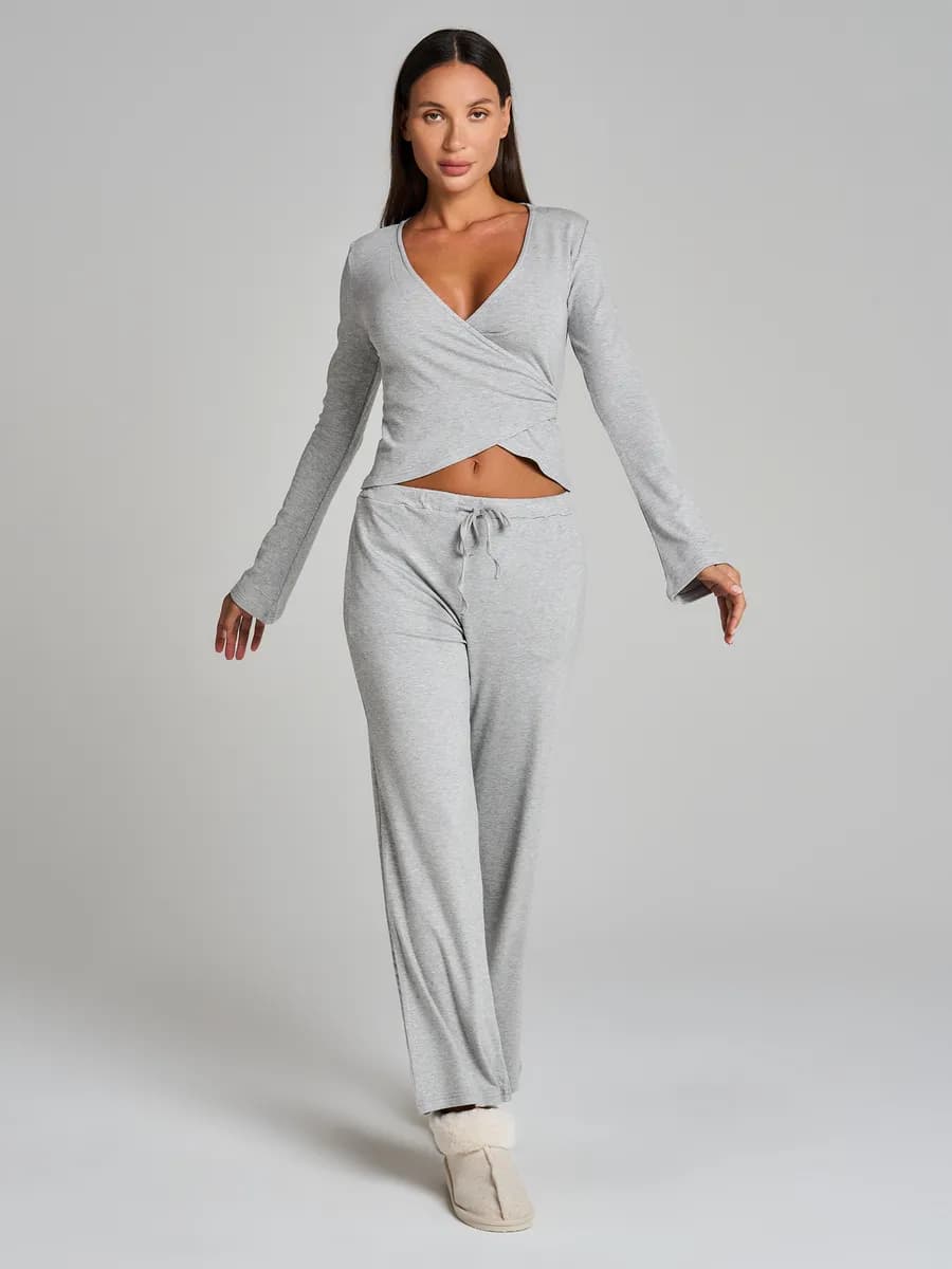 Костюм домашний с брюками