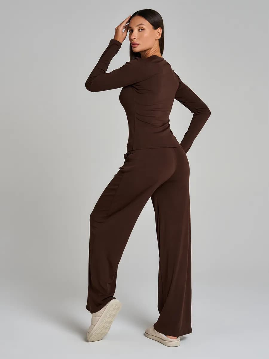 Костюм домашний с брюками