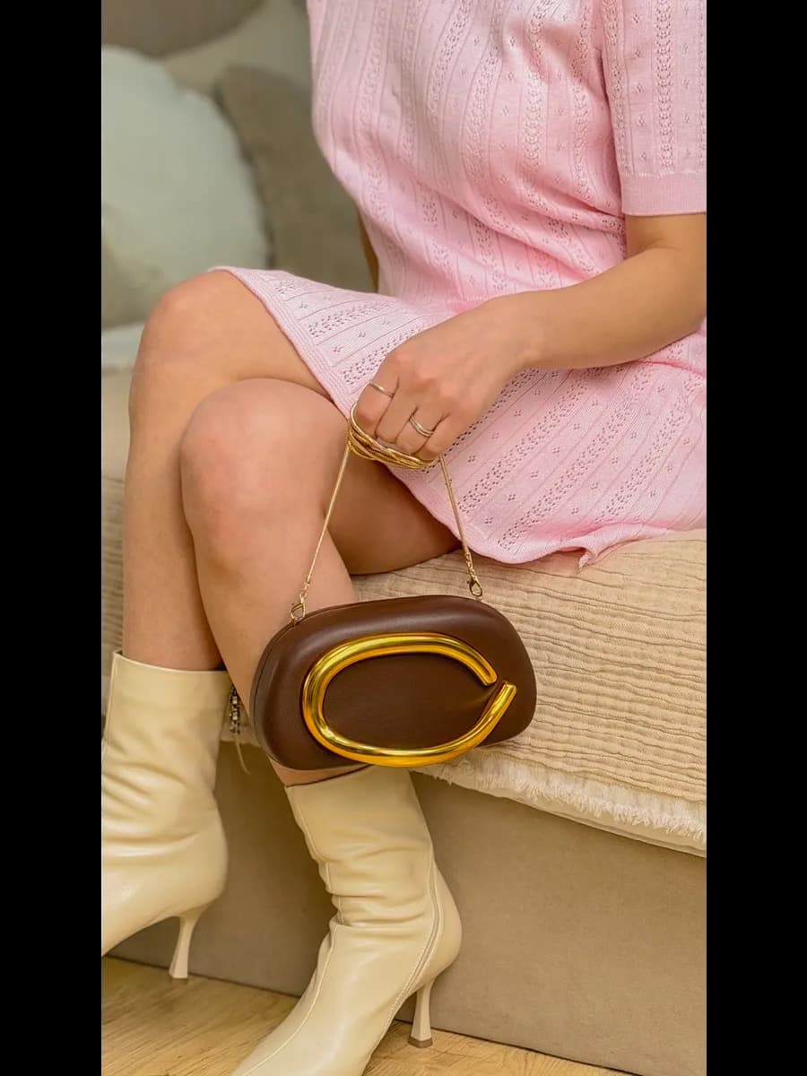 Сумка клатч вечерняя блестящая со стразами коричневый - фото 1