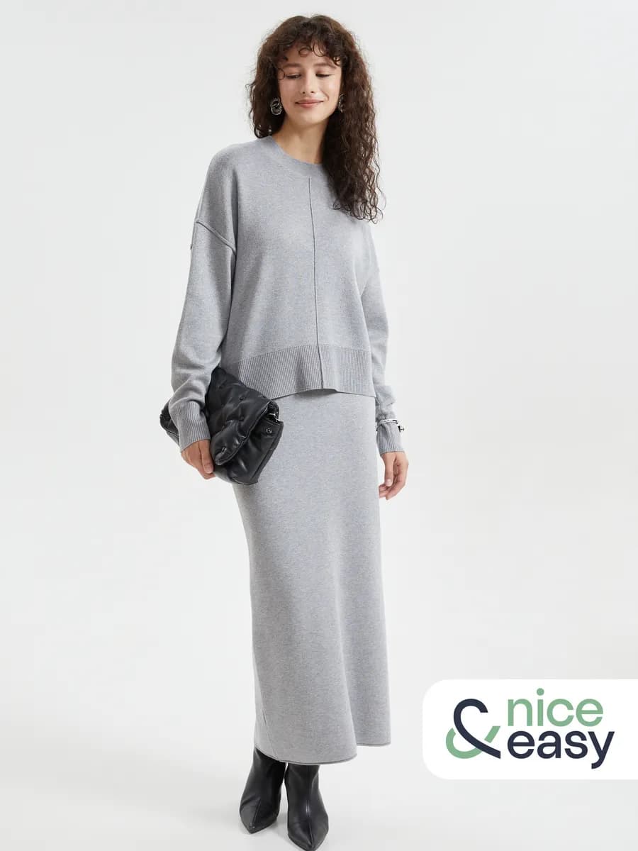 Женская трикотажная юбка миди с разрезом