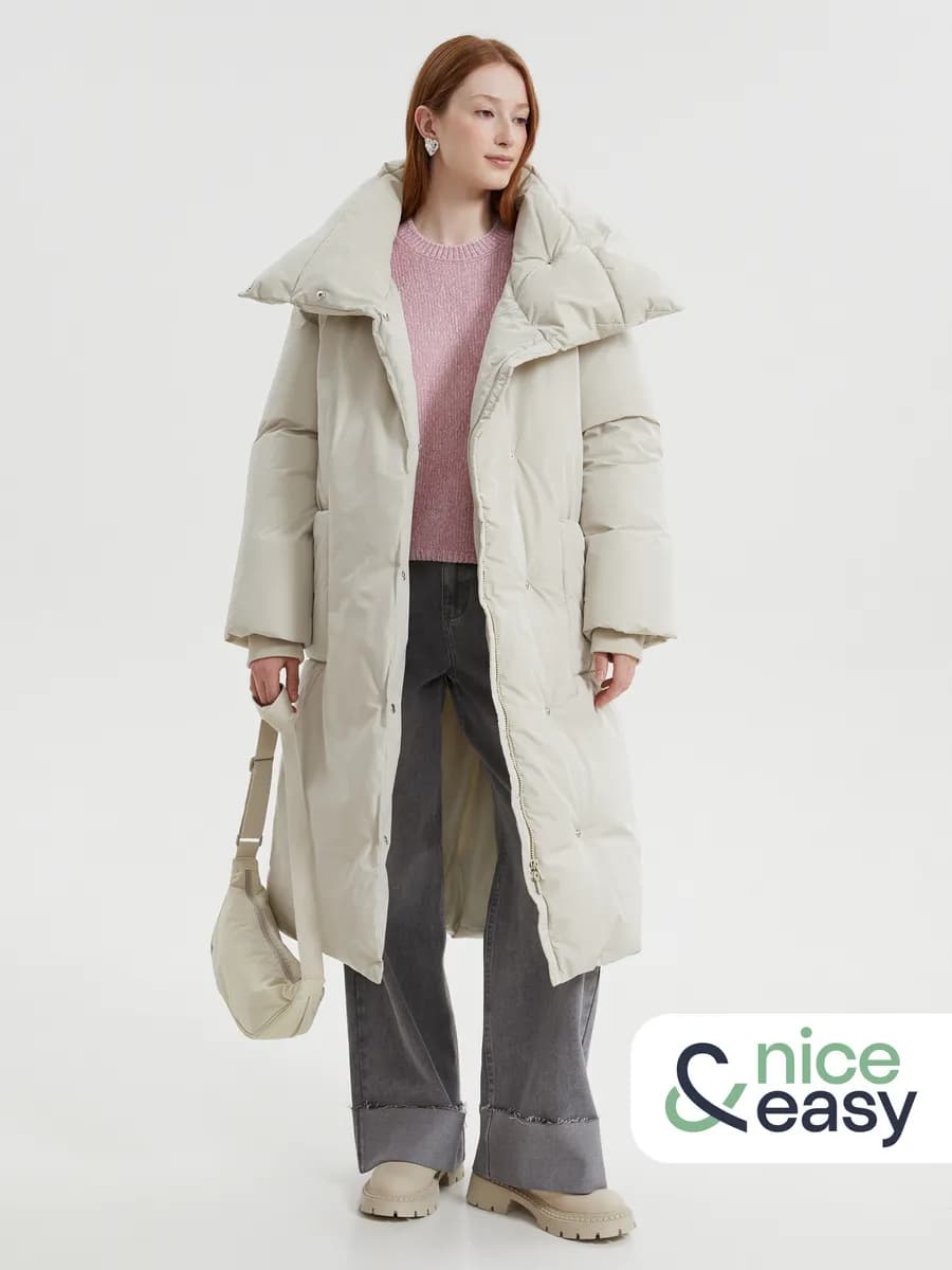 Женское тёплое пальто с воротником