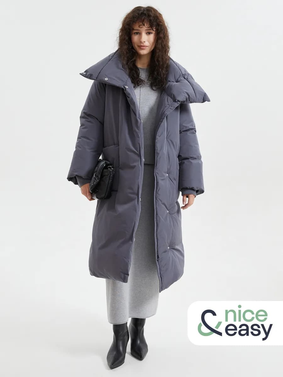 Женское тёплое пальто с воротником