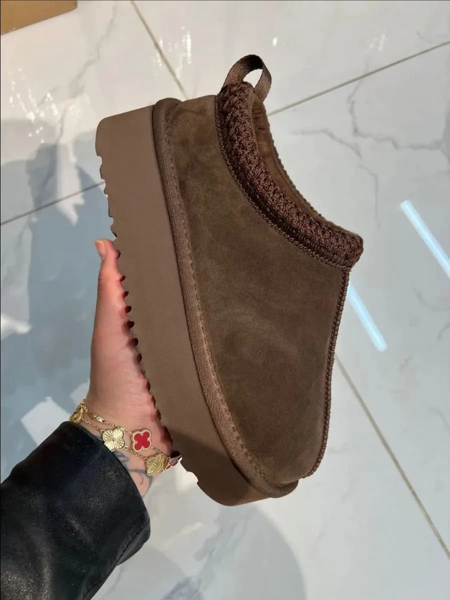 Угги зимние натуральная замша короткие на платформе