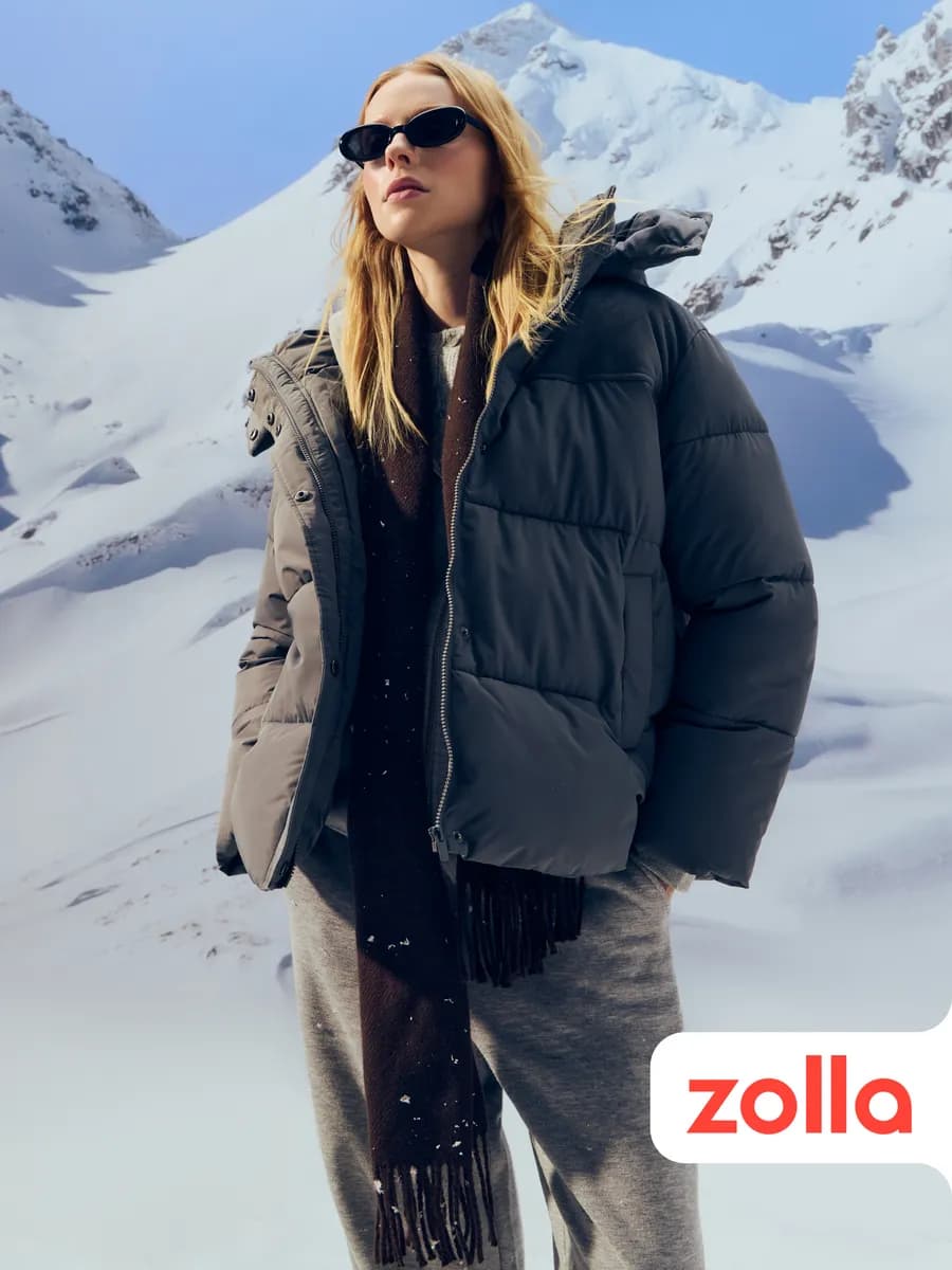 Тёплая женская дутая куртка с капюшоном