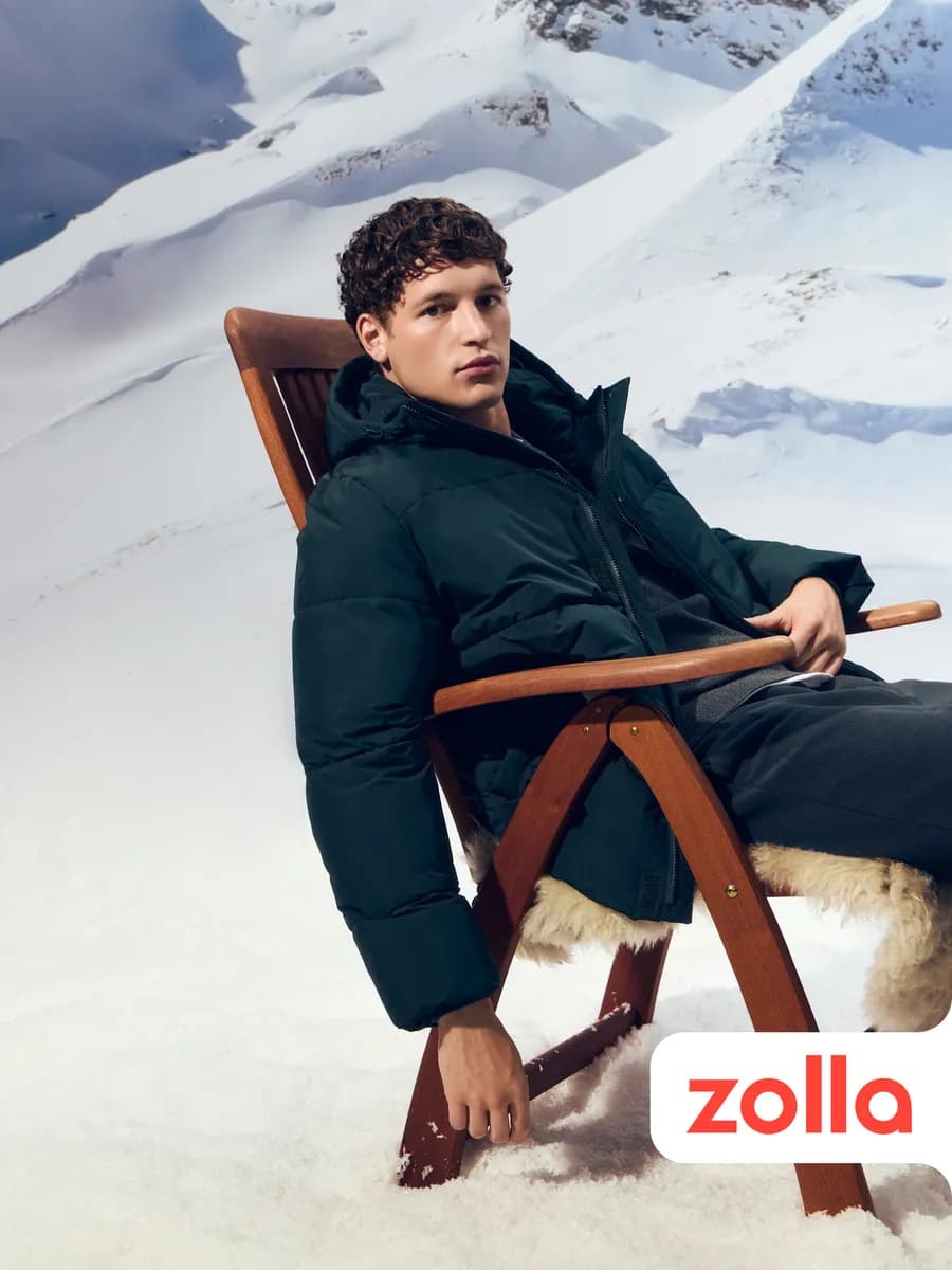 Тёплая мужская куртка с капюшоном