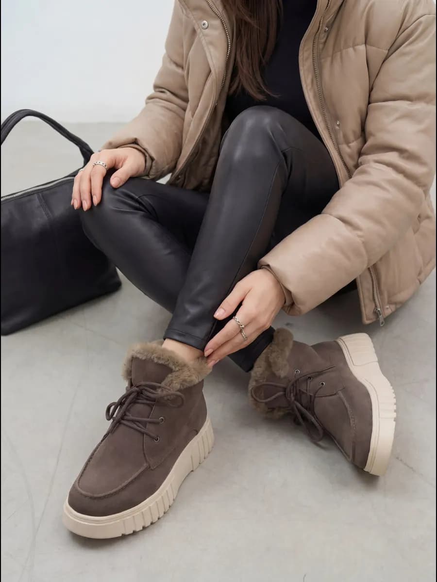 Ботинки угги зимние из натуральной замши и натурального меха