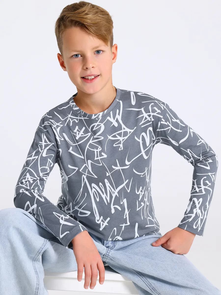Лонгслив для мальчика повседневный