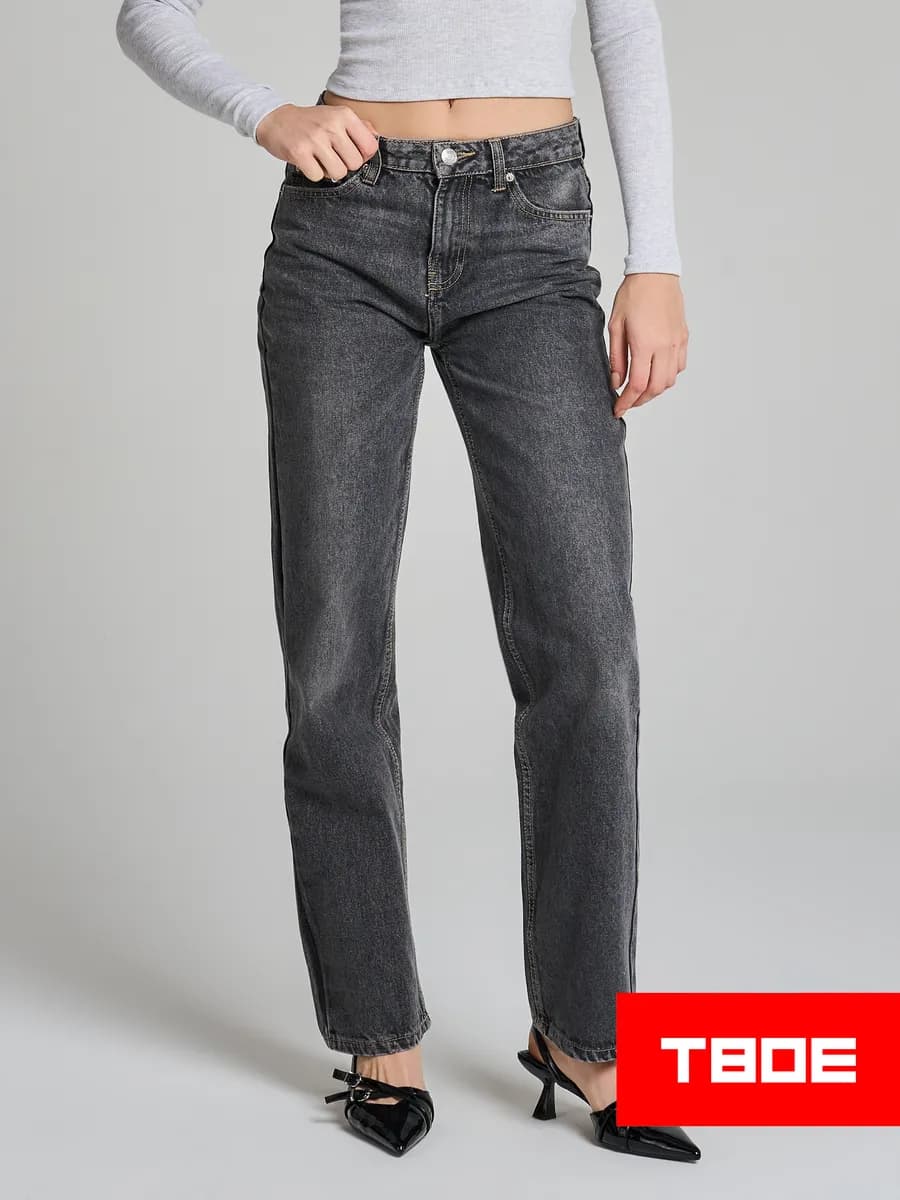 Джинсы прямые с вареным эффектом