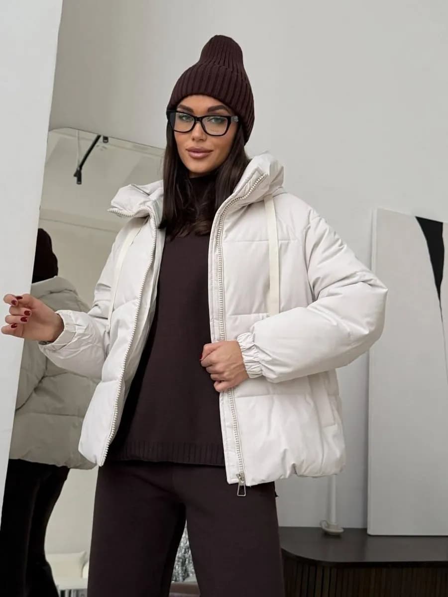 Куртка демисезонная зимняя короткая с капюшоном